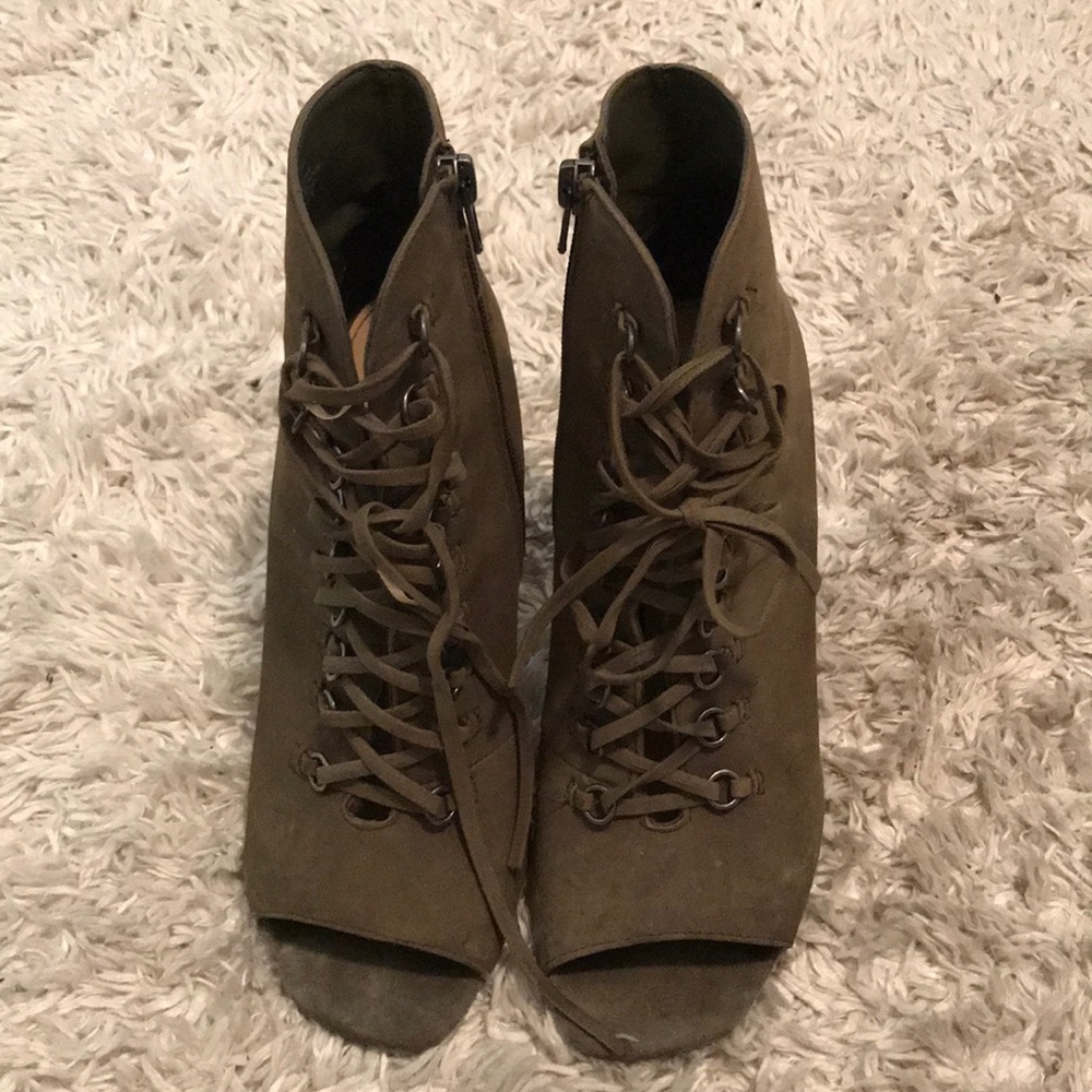 Steve Madden shoes